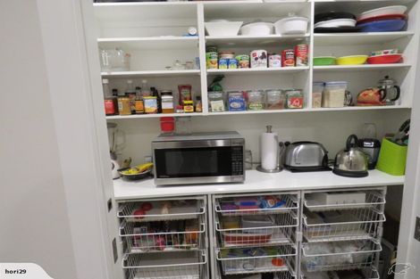 Photo of property in 100 Pohutukawa Drive, Levin, 5571