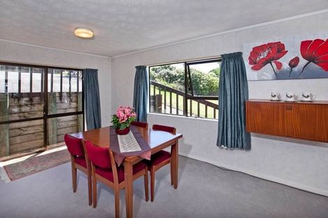 Photo of property in 131 Sunset Road, Totara Vale, Auckland, 0632