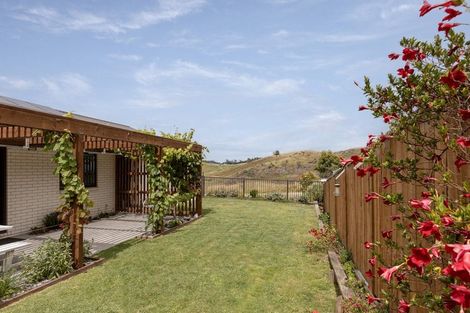 Photo of property in 18 Moira Close, Welcome Bay, Tauranga, 3175