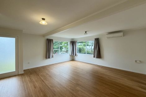 Photo of property in 1/12 Steen Place, Mangere Bridge, Auckland, 2022
