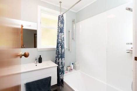 Photo of property in 12 Tobruk Street, Karori, Wellington, 6012