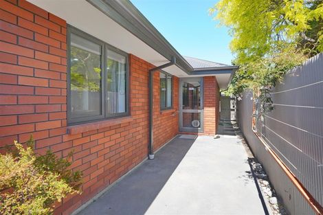 Photo of property in 516 Mairehau Road, Parklands, Christchurch, 8083