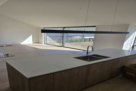 Photo of property in 16 Coopworth Road, Jacks Point, 9371