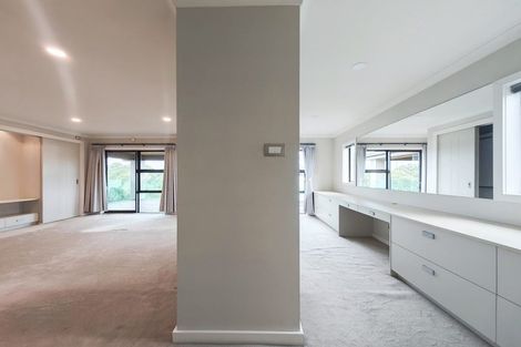 Photo of property in 4 Montrose Terrace, Mairangi Bay, Auckland, 0630