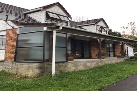 Photo of property in 1/4227 Great North Road, Glendene, Auckland, 0602