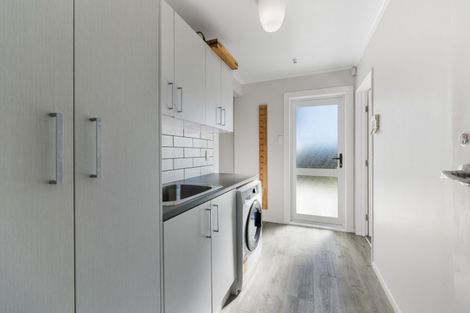 Photo of property in 8 Oriental Street, Welbourn, New Plymouth, 4312