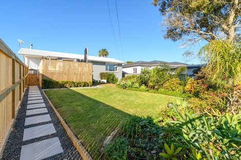 Photo of property in 20 Goods Road, Otumoetai, Tauranga, 3110