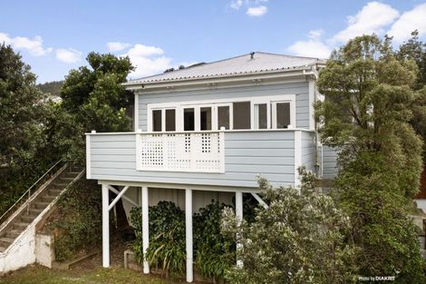 Photo of property in 21 The Parade, Island Bay, Wellington, 6023