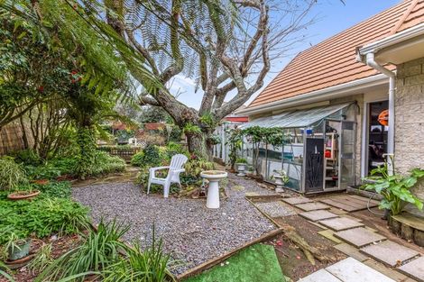 Photo of property in 55 Branch Road, Highlands Park, New Plymouth, 4312