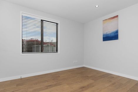 Photo of property in 33r Oceana Drive, Welcome Bay, Tauranga, 3175
