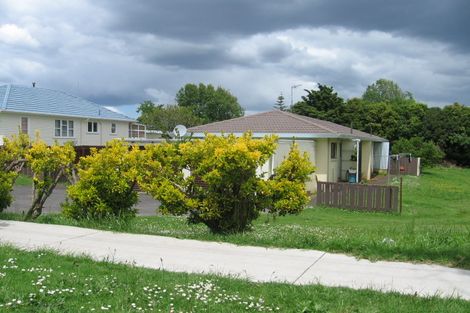 Photo of property in 2/12 Gifford Road, Papatoetoe, Auckland, 2025
