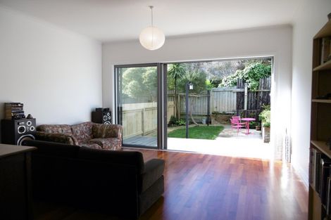 Photo of property in 33-35 Coromandel Street, Newtown, Wellington, 6021