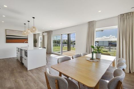 Photo of property in 2 Benn Street, Amberley, 7410