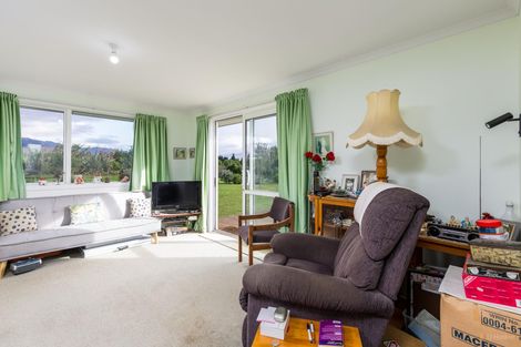 Photo of property in 17 Bakers Road, Waimate, 7978