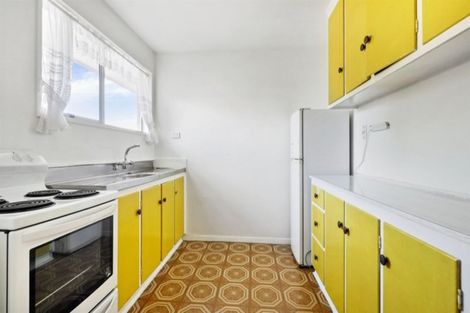 Photo of property in 392 Mairehau Road, Parklands, Christchurch, 8083