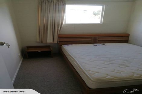 Photo of property in 3 Sunrise Avenue, Murrays Bay, Auckland, 0630