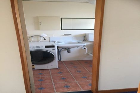 Photo of property in Beresford Apartments, 118u4 Russell Terrace, Berhampore, Wellington, 6023
