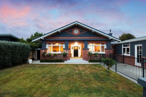 Photo of property in 116 Heretaunga Street, Palmerston North, 4414