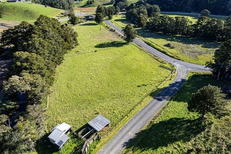 Photo of property in 362a Whananaki Road North, Opuawhanga, Hikurangi, 0181