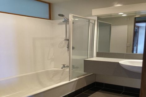 Photo of property in Pirie Street Townhouses, 28/35u Pirie Street, Mount Victoria, Wellington, 6011
