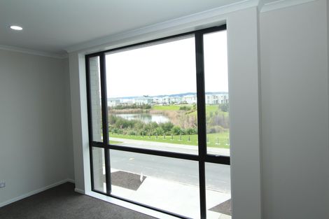 Photo of property in 7 Karokaro Road, Takanini, 2112