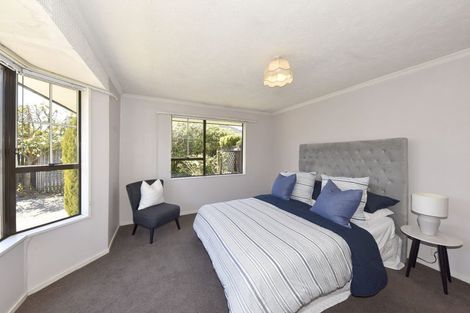 Photo of property in 54 Aorangi Road, Bryndwr, Christchurch, 8053