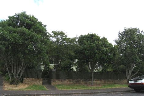 Photo of property in 10 Chippendale Crescent, Birkdale, Auckland, 0626