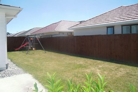 Photo of property in 88 Popokatea Drive, Takanini, 2112