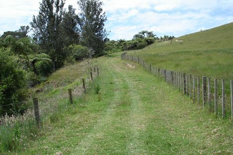 Photo of property in 195 Paparoa Road, Wainui, Whakatane, 3198