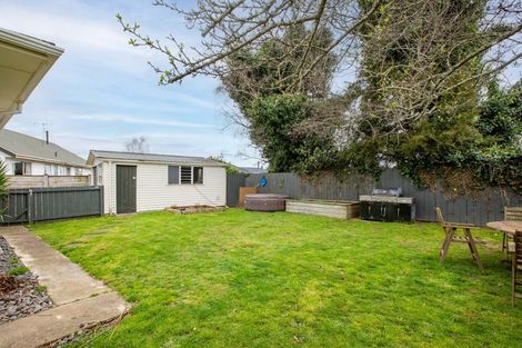 Photo of property in 25 Dalton Crescent, Dinsdale, Hamilton, 3204