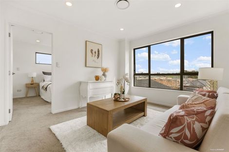 Photo of property in 339 Flat Bush School Road, Flat Bush, Auckland, 2019