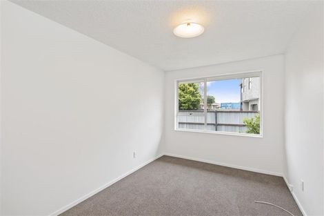 Photo of property in 12 Ruddenklau Lane, Bishopdale, Christchurch, 8053