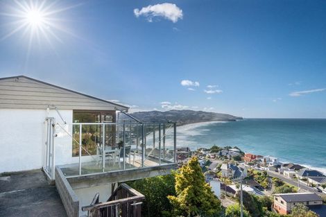 Photo of property in 107 Cliffs Road, Saint Clair, Dunedin, 9012