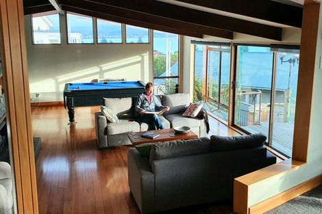 Photo of property in 15 Milton Terrace, Hospital Hill, Napier, 4110
