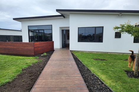 Photo of property in 52a Dillon Drive, Bell Block, New Plymouth, 4312