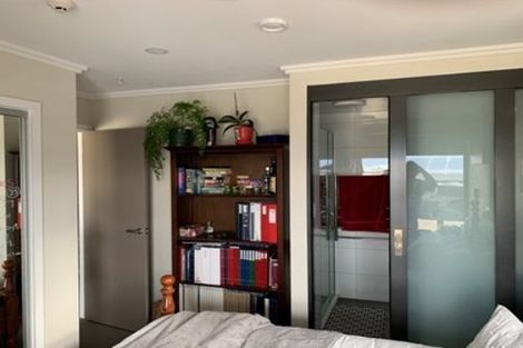 Photo of property in Frame Apartments, 404/111u Molesworth Street, Thorndon, Wellington, 6011