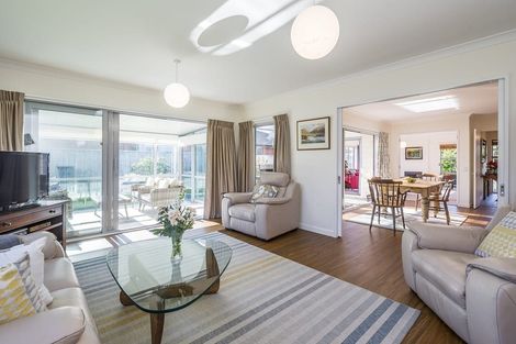 Photo of property in 14 Petrel Close, Paraparaumu Beach, Paraparaumu, 5032