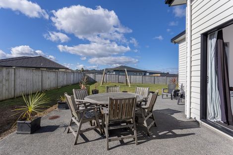 Photo of property in 7 The Landing, Riverhead, 0820