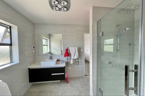 Photo of property in 116a Weatherly Road, Torbay, Auckland, 0630