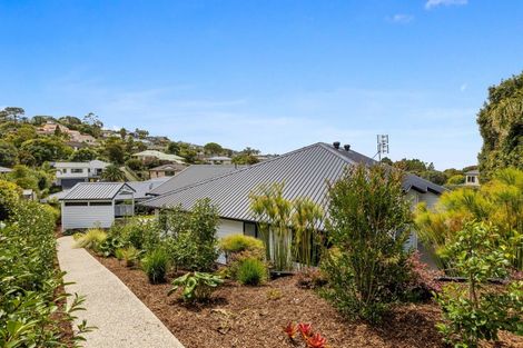 Photo of property in 4 Grovenor Drive, Orewa, 0931