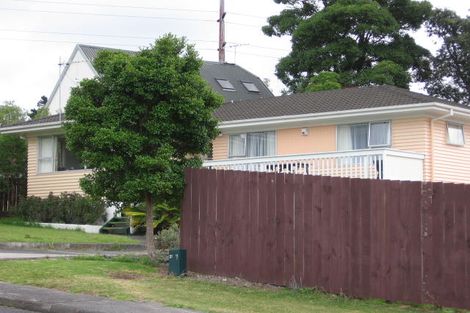 Photo of property in 5a Tawavale Crescent, Totara Vale, Auckland, 0629