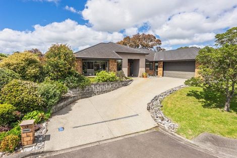 Photo of property in 15 Fairway Oaks Drive, Waikanae Beach, Waikanae, 5036