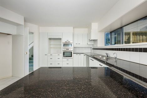 Photo of property in 1/2a Cracroft Terrace, Cashmere, Christchurch, 8022
