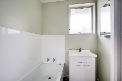 Photo of property in 11 Kirkcaldy Place, Flaxmere, Hastings, 4120