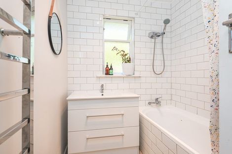 Photo of property in 8 Kerrs Road, Linwood, Christchurch, 8062