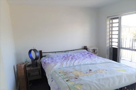 Photo of property in 7e/60 Masons Road, Oteha, Auckland, 0632
