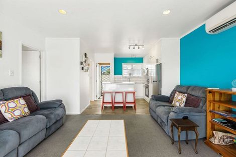 Photo of property in 2/46 Takanini Road, Takanini, 2112