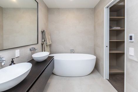 Photo of property in 23 Carlton Mill Road, Merivale, Christchurch, 8014