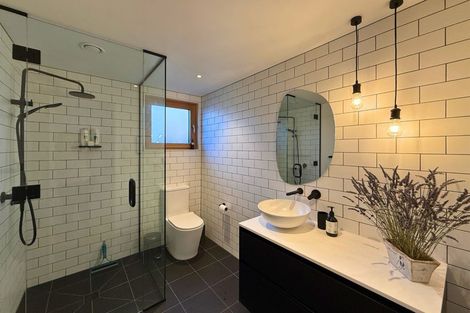 Photo of property in 21 Rocklands Court, Wanaka, 9305