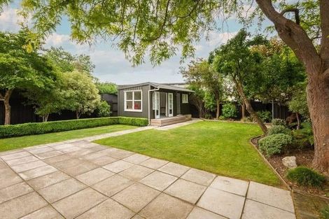 Photo of property in 17 Oxley Avenue, St Albans, Christchurch, 8014